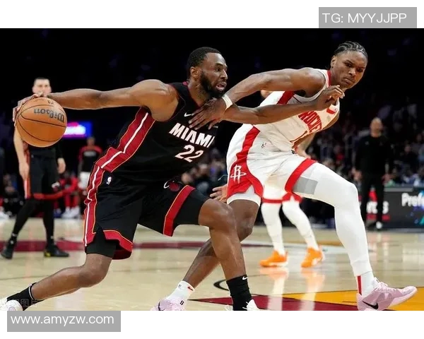 2017年热火与火箭精彩对决回顾CCTV全程直播精彩瞬间分析